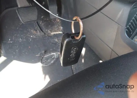 2015 Jeep Renegade Latitude z USA, uszkodzony, nr VIN ZACCJABT6FPC03758